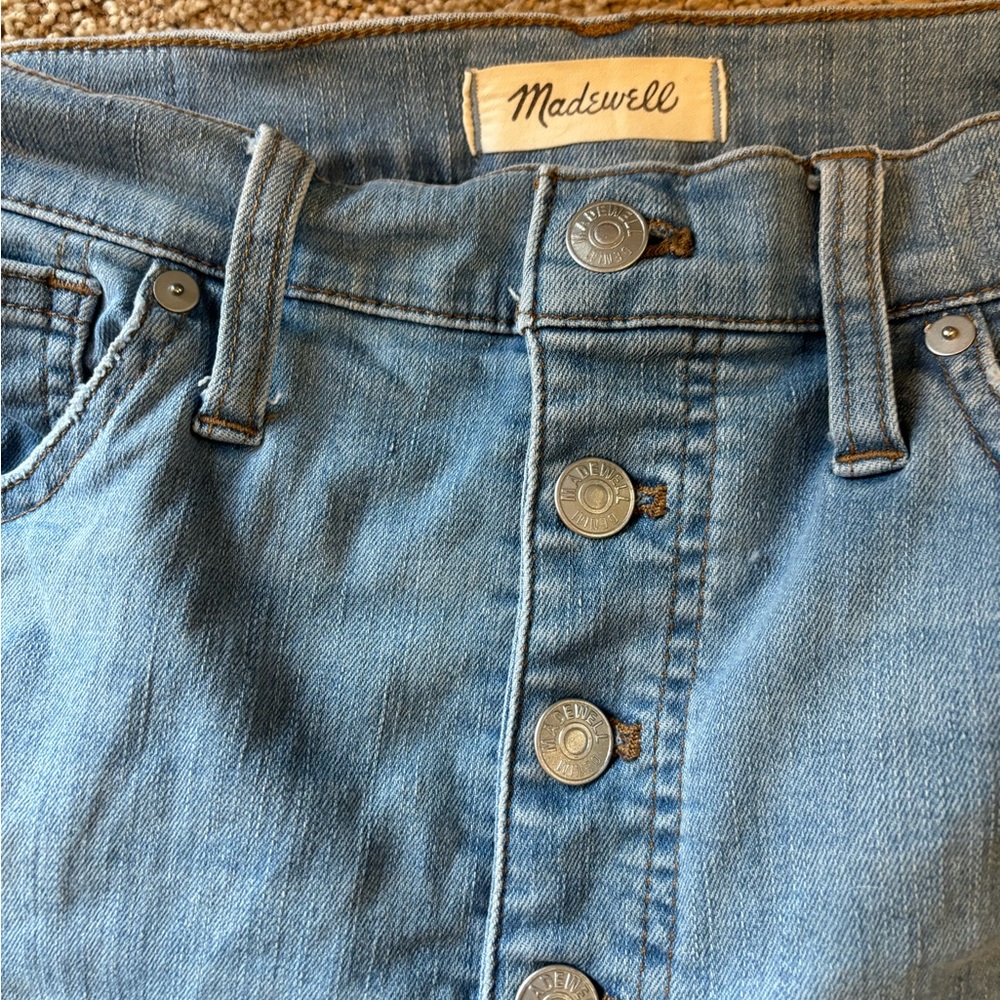 Madewell skinny button up jeans! Light washed. Size 10